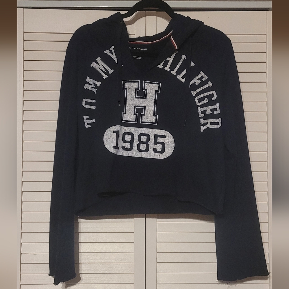 Tommy Hilfiger Dark Blue Cropped Hoodie